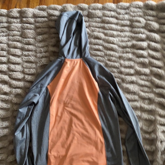 Women's Under Armour Light Weight Hoodie - Picture 6 of 6